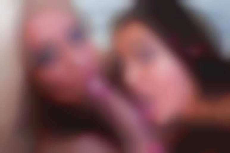 Hard threesome with 2 slutty girls